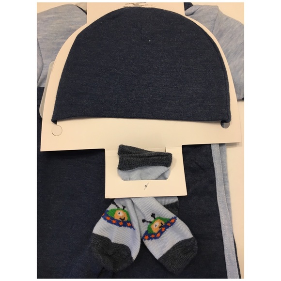 4 piece “Out of this World” Set - Picture 4 of 4